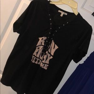 never worn , no reason to .